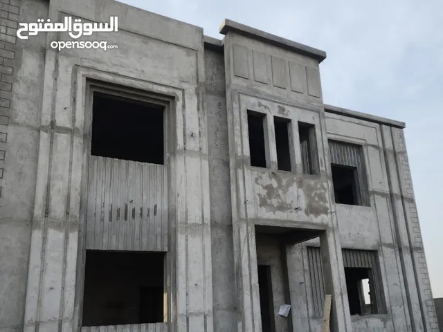 325 m2 4 Bedrooms Townhouse for Sale in Al Batinah Sohar