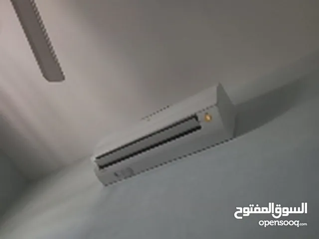 غرفة لايجار شهريA room for monthly rent, including water, electricity and internet, 85 riyals in Maa