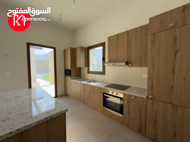 مزرعة فاخرة من 3 غرف مع بركة سباحة خاصة للبيع في جبل سيفة