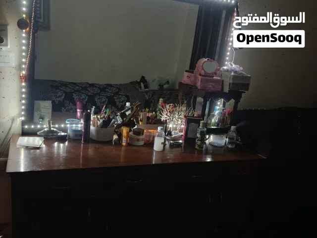 تواليت خشب للبيع