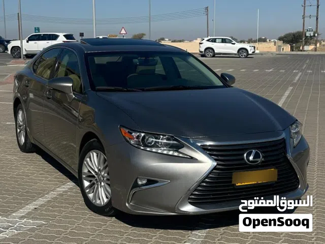 للبيع لكزس ES 350 2016.