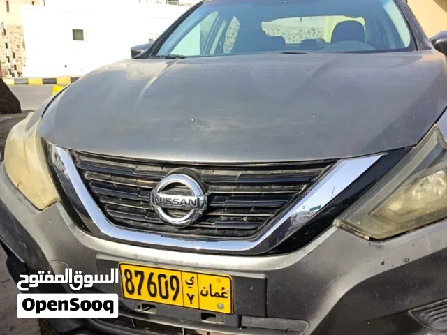 2017 نيسان التيما SV