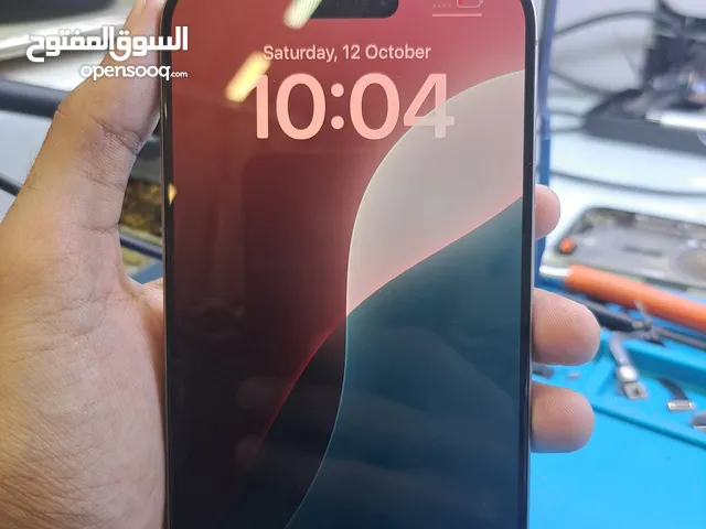 ايفون 15 برو ماكس 256 gb مكسور الظهر فقط بحالة ممتازه