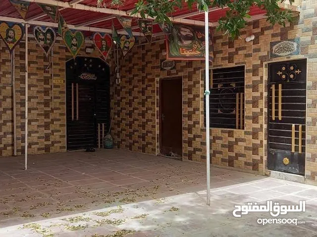 250m2 3 Bedrooms Villa for Sale in Basra Abu Al-Khaseeb