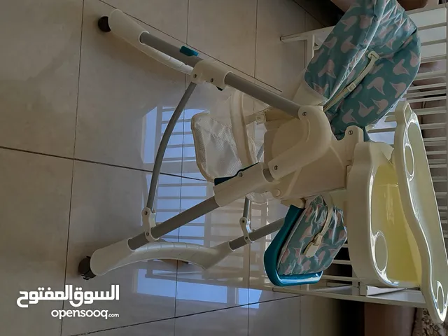 كرسي طعام للاطفال جديدة لم تستعمل