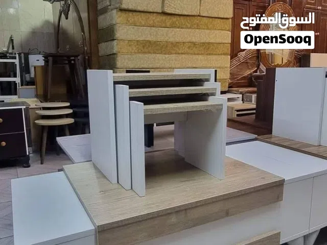 طاولات وسط مع سيرفس