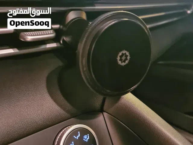 شاحن وايرليس لاسلكي للسيارة مع خاصية التبريد