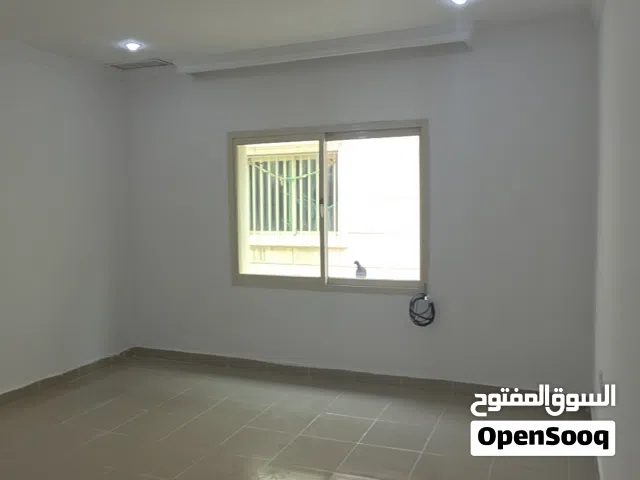 شقة للايجار بالاندلس قطعة 11 بالدور الثاني مصعد  360 دينار