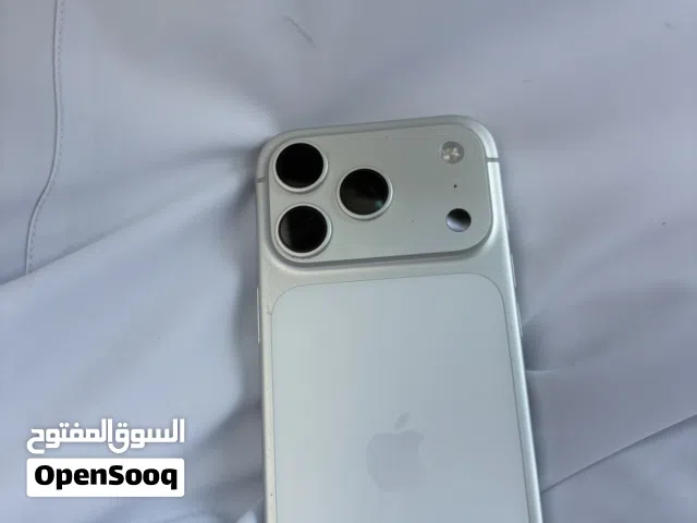 للبيع ايفون 17 برو 256 جيبي