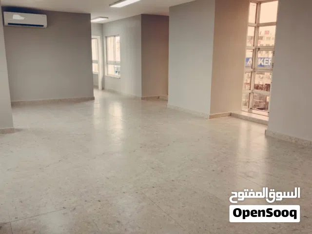 مكتب للايجار في شارع عبدالله غوشة