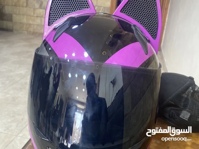 خوذه بسه لون اسود و نهدي مقاس L