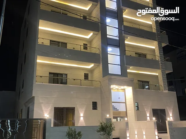160 m2 3 Bedrooms Apartments for Sale in Zarqa Madinet El Sharq