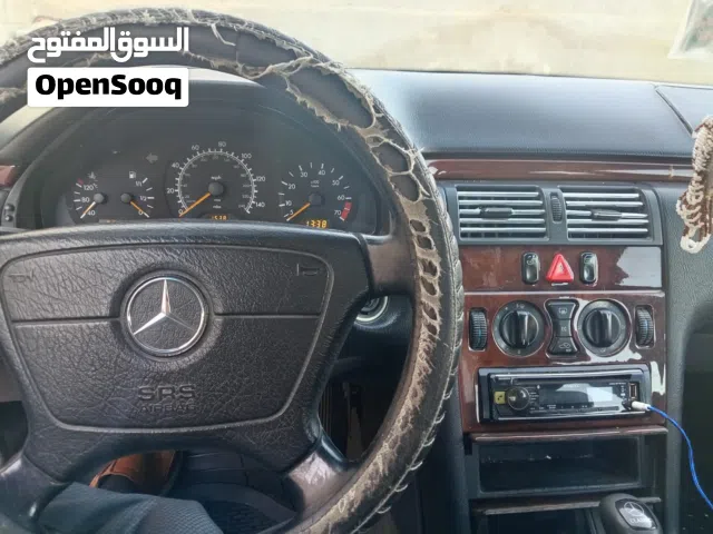 1999 Mercedes Benz E-Class E 200