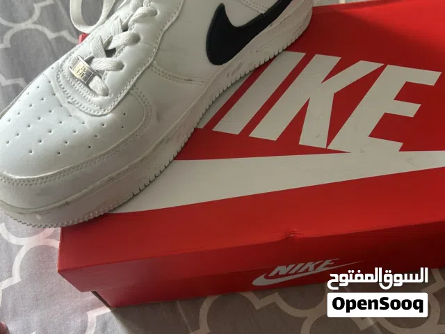 حذاء نايك اير