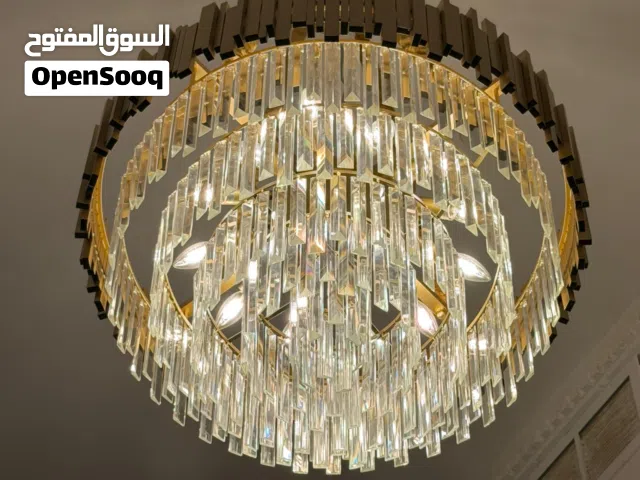 Chandelier almost new