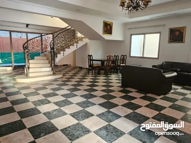 للايجار فيلا في الحد مع التكيف