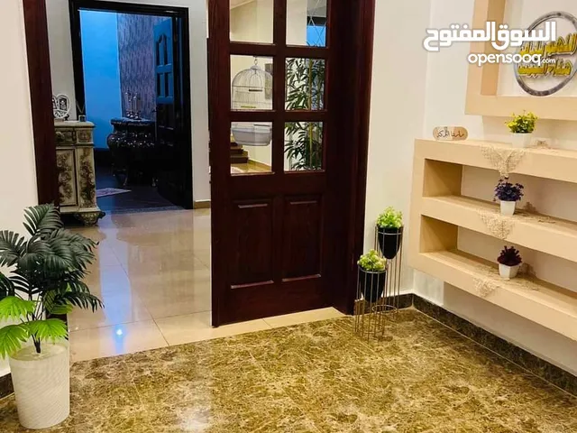 300 m2 4 Bedrooms Villa for Sale in Benghazi Venice