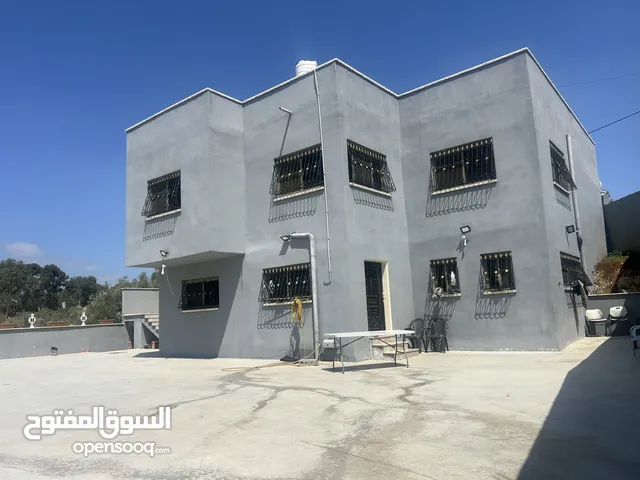 270 m2 More than 6 bedrooms Townhouse for Sale in Tulkarm Atil