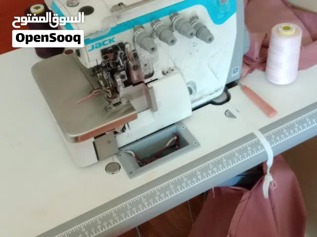 ماكنات خياطه