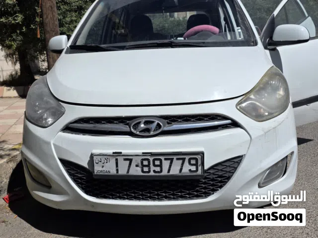 2013 هيونداي i10 Standard