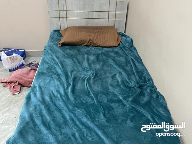 سرير نفر شبه جديد