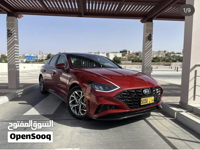 2023 Hyundai Sonata Sedan with Gasoline Engine - Excellent Condition, Red, Fully Equipped