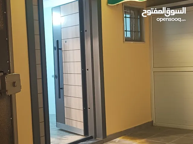 70 m2 2 Bedrooms Townhouse for Rent in Tripoli Al-Serraj