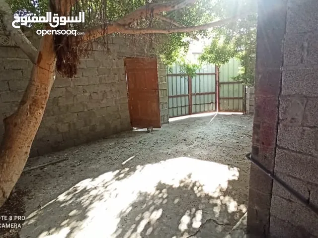 بيت انجليزي للبيع في عدن البريقه صلاح الدين