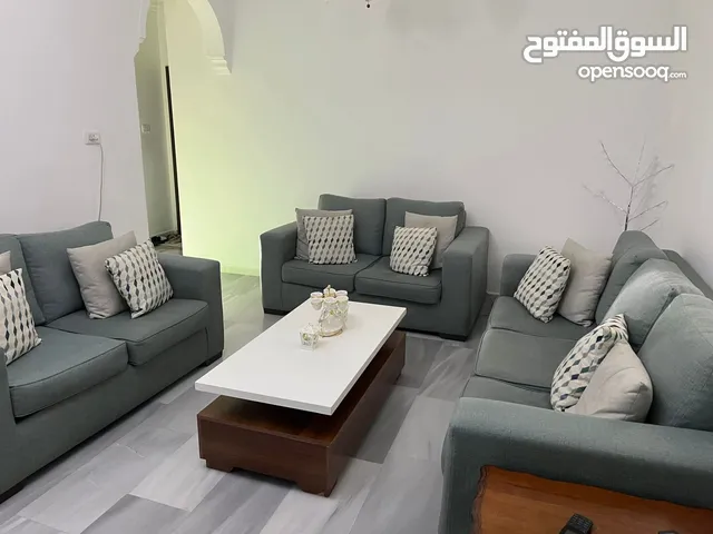 غرفة جلوس للبيع