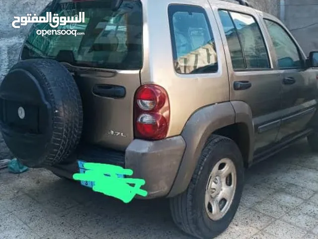 Used Jeep Grand Cherokee in Aden