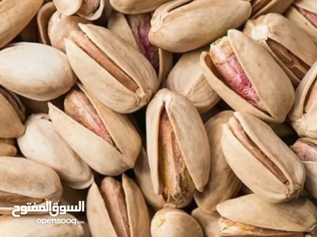 فستق أكبري إيراني درجة أولى – جودة عالية من رفسنجان الأصلية، طعم طبيعي وحجم كبير، مغذٍ ولذيذ