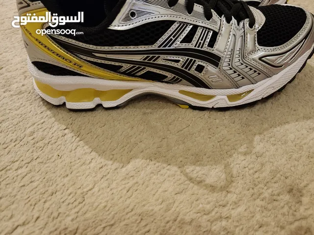 Black Sport Shoes in Al Riyadh