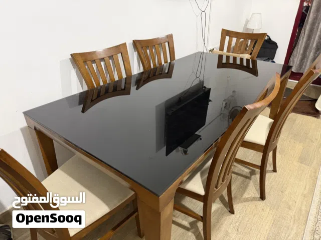Dining table with 6 chairs