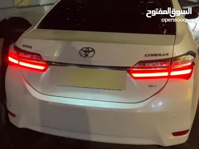 تويوتا كورولا 2016