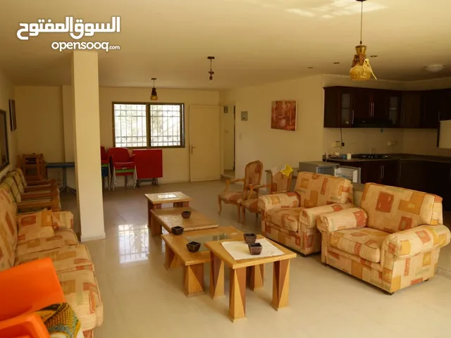 710 m2 More than 6 bedrooms Villa for Sale in Amman Al Rawnaq