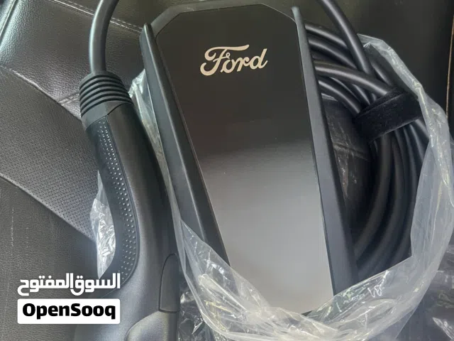 شاحن فورد اصلي جديد 32A