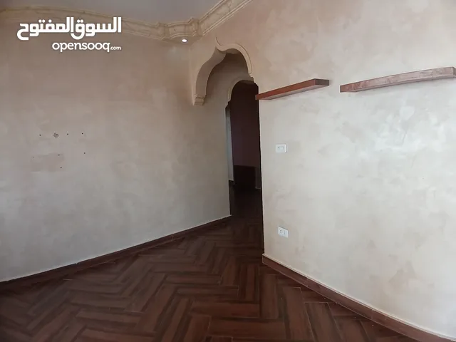 شقه فارغه للايجار سوبر ديلوكس في الجبيهه حي ام زويتينه قرب شارع ياجوز