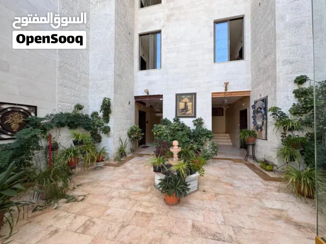 244 m2 4 Bedrooms Apartments for Sale in Amman Sports City