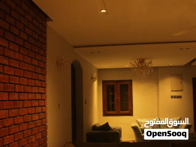 فلا و 3 طوابق مساحه 625 للبيع دره الحلفايا من المالك مباشرة
