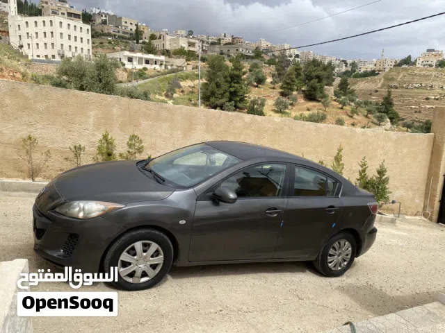2014 مازدا 3 Standard