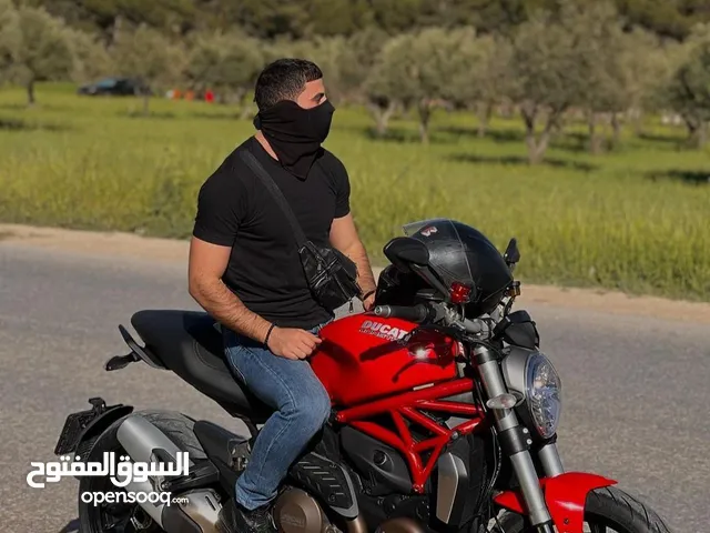 Ducati Monster 1200 2014 in Amman