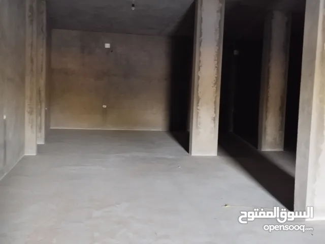 مخزن للإيجار في السبعة مشروع الموز قرب مسجد الرحمة 450 متر