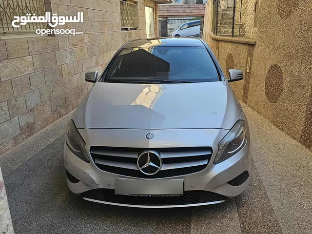 مرسيدس بحالة الوكاله للمعنين