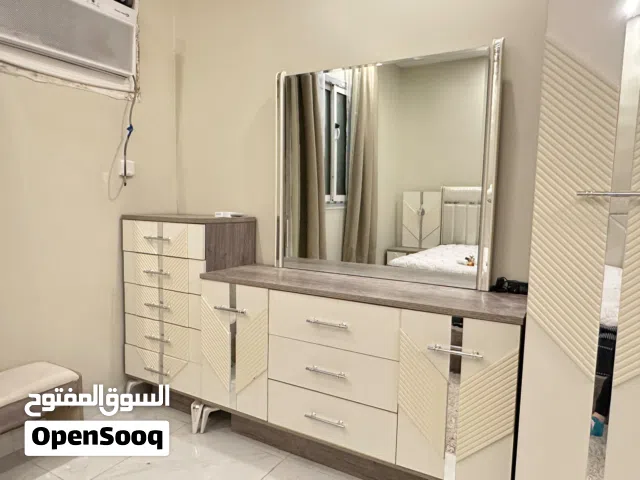 غرفة نوم استخدام عرسان سنه للبيع