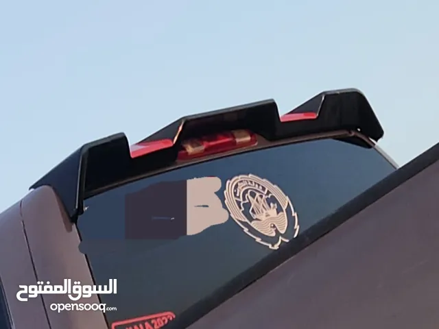 جناح وانيت سلفرادو