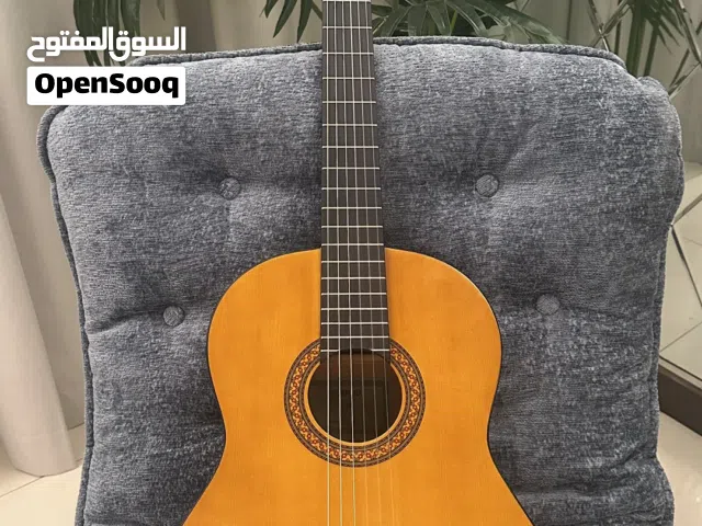 Yamaha C40 Classical Guitar + Tunes Bag