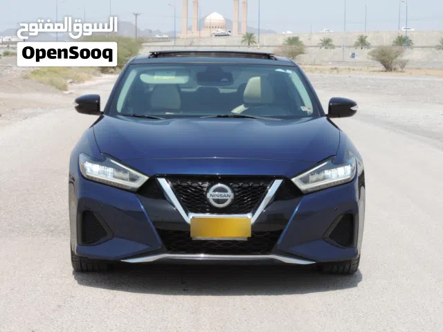 نيسان مكسيما SL 2020 ازرق داخل بيج بنظافة مميزة