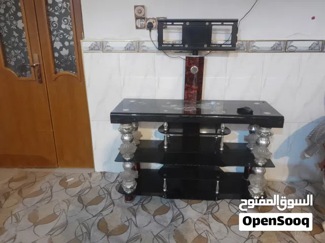 ميز تلفزيون