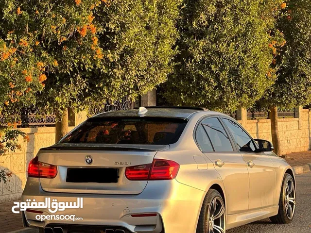 BMW 320i / بي ام