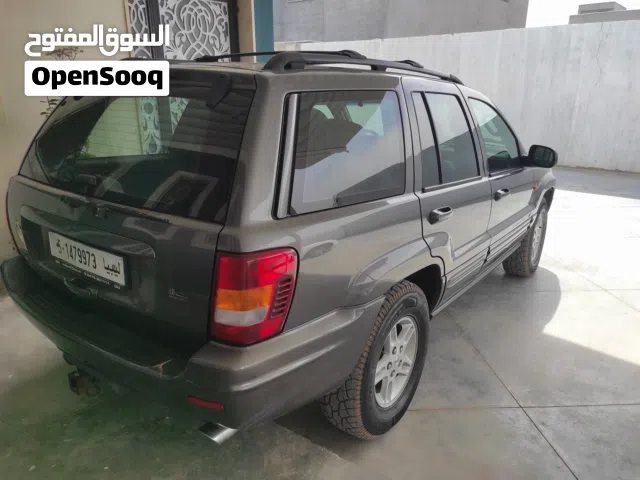 جيب نمر او كرستال محرك 47/8 رباعي توماتك .ماشيا 234الفkm.سياره ربي يبارك.اقرا الوصف .مصراته .